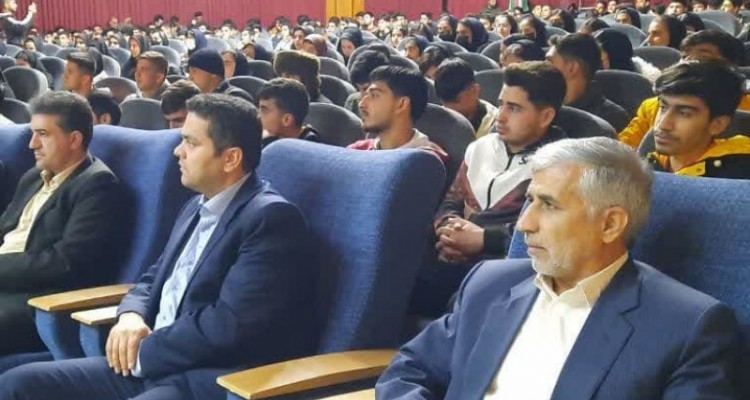 جشن بزرگ رای اولی ها در شهرستان صحنه برگزار شد