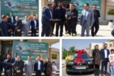 اهدای نخستین جایزه خودرو پویش با انرژی به مشترک خوش مصرف در صحنه