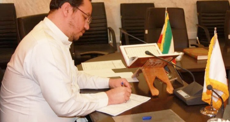 مدرسه علمیه حضرت امیرالمومنین(ع) در شهرستان صحنه  دوره مقدماتی استادی قرآن شد