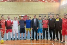 تیم دبیرستان آیت الله طباطبایی صحنه قهرمان مسابقات فوتسال فرهنگیان شد