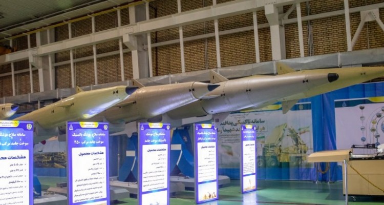 «فتح ۳۶۰ ال» جدیدترین موشک بالستیک با قابلیت Shoot-and-Scoot/ تجهیز یگانهای نیروی زمینی به «هیمارس» ایرانی +عکس