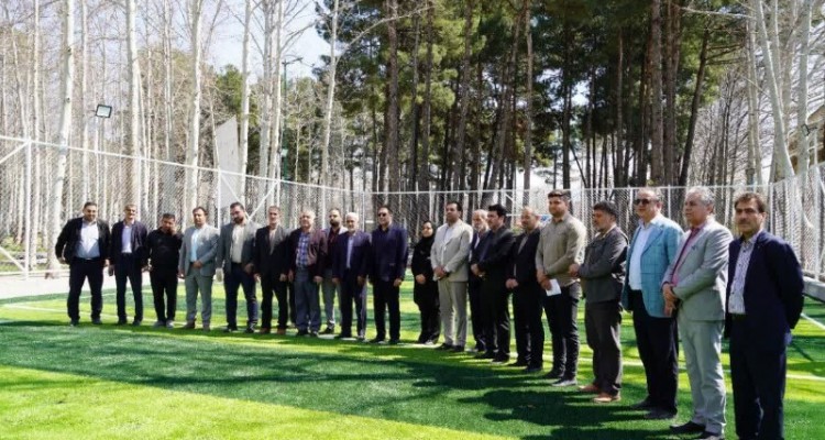 زمین چمن مصنوعی مینی فوتبال صحنه به بهره‌برداری رسید