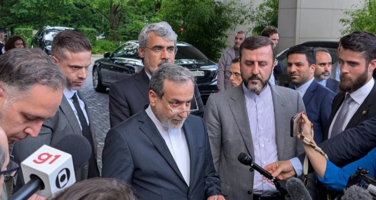 عراقچی: از ادامه مذاکرات با اروپا حمایت می‌کنیم