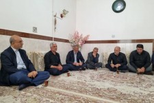 حضور استاندار کرمانشاه در منزل شهدای حملات رژیم صهیونیستی در صحنه