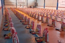 توزیع 700 بسته معیشتی در شهرستان صحنه + عکس