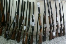کشف ۱۶ قبضه سلاح شکاری غیر مجاز درشهرستان صحنه