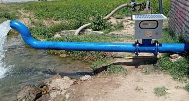 ۳۱ دستگاه کنتور هوشمند روی چاه‌های آب کنگاور نصب شد