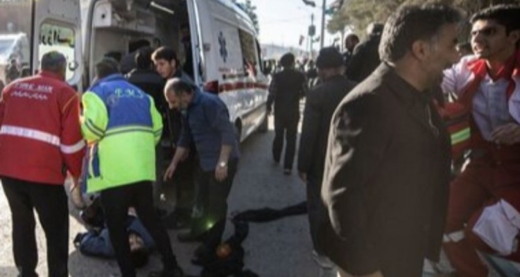 انفجار تروریستی در مسیر گلزار شهدای کرمان/ ۱۰۳ شهید و ۲۱۱ مصدوم