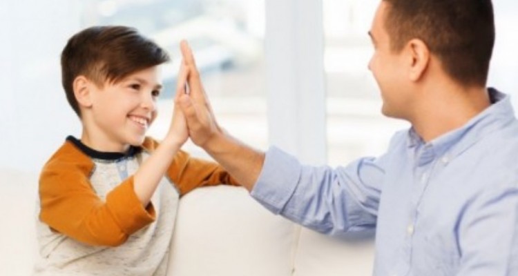 مراقب خِشت‌های تربیتی فرزندان خود باشیم