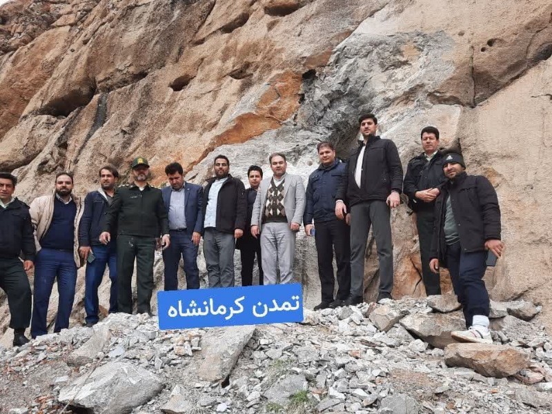 هشدار دادستان عمومی و انقلاب شهرستان صحنه نسبت به حفاری های غیر مجاز هشدار دادستان عمومی و انقلاب شهرستان صحنه نسبت به حفاری های غیر مجاز