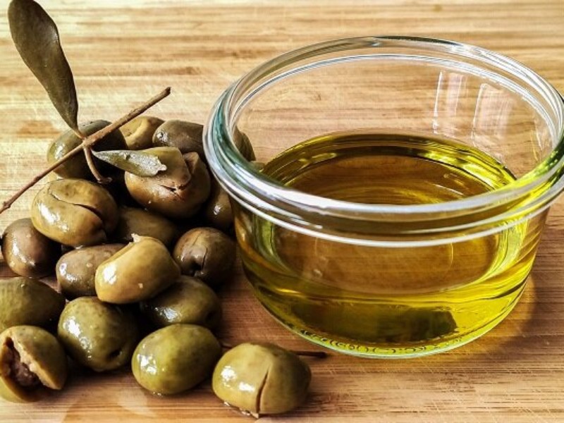 آنچه باید درباره روغن زیتون بدانیم/ تشخیص روغن تقلبی آنچه باید درباره روغن زیتون بدانیم/ تشخیص روغن تقلبی