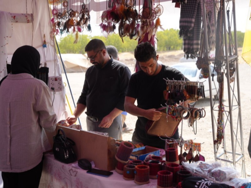 برپایی نمایشگاه صنایعدستی ویژه اربعین در صحنه برپایی نمایشگاه صنایعدستی ویژه اربعین در صحنه