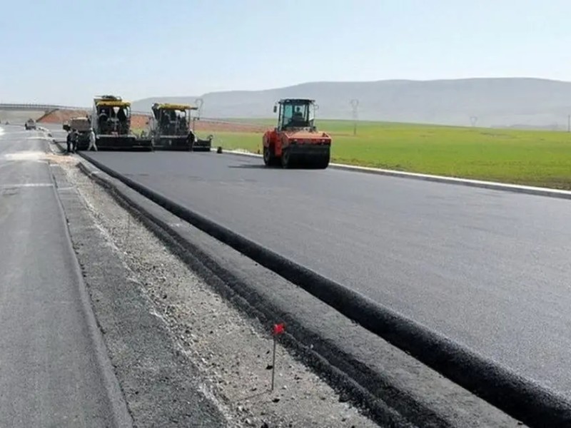 آماده‌سازی جاده‌های کرمانشاه در آستانه اربعین