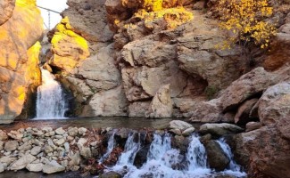 آبشار دربند صحنه