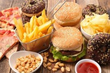 با خوردن سوخاری، گوشت فرآوری شده و کباب ذغالی به پیشواز سرطان می‌روید