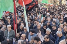 شکوه عزاداری مردم شهرستان صحنه در سوگ امام خامنه‌ای