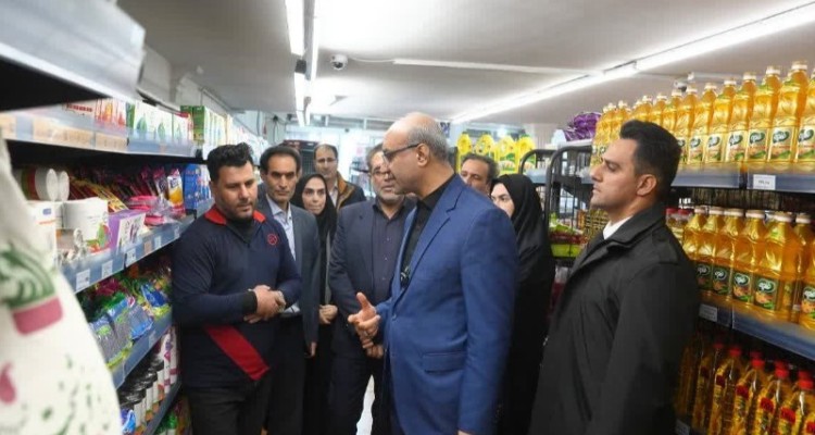 بازدید استاندار کرمانشاه از فروشگاه‌های زنجیره‌ای عرضه مواد غذایی در شهر صحنه