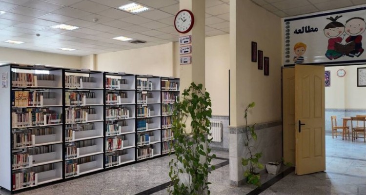 کتابخانه پایگاه تابستانی سالم برای فرزندان است