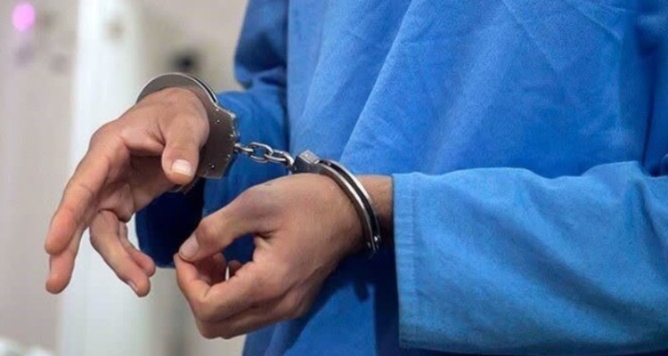 کارشناس رسمی دادگستری در صحنه هنگام دریافت رشوه بازداشت شد