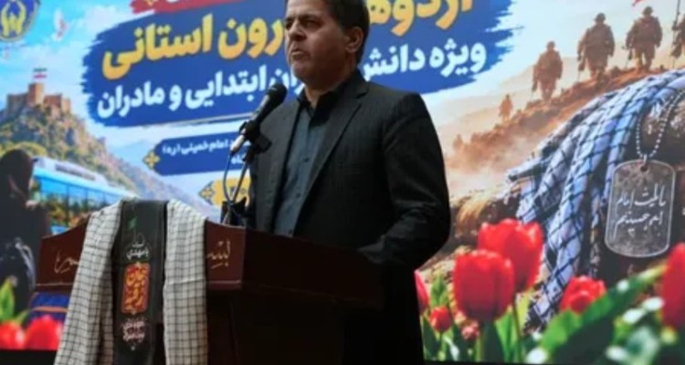 آغاز توزیع ۳۰ هزار بسته نوشت‌افزار بین دانش‌آموزان نیازمند