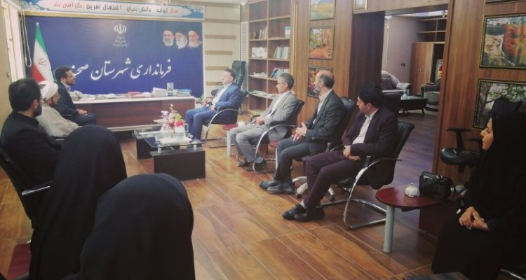 دیدار  سرپرست اداره کل کانون پرورش فکری کودکان و نوجوانان کرمانشاه با مسئولین صحنه