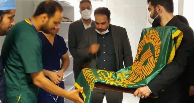 حضور خادمین امام رضا (ع) دربیمارستان دکتر معاون صحنه