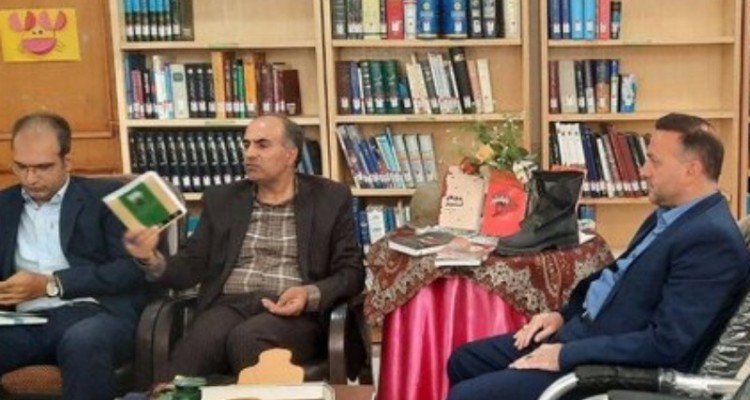 نشست‌های کتاب‌خوان دروازه‌ای برای ورود به دنیای کتاب است
