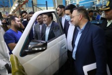 ایران خودرو امسال ۴۰ هزار دستگاه پژو پارس در کرمانشاه تولید می کند