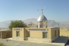 امامزاده محمود شیرخان دینور کجاست