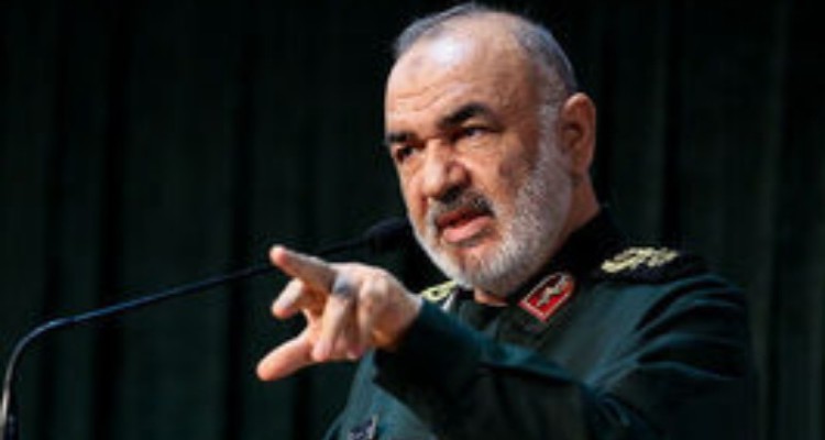 دشمن را با آگاهی‌بخشی ناکام خواهیم گذاشت