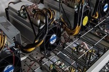 چهل دستگاه ماینر غیر مجاز در صحنه به ارزش ۲۵ میلیارد ریال توقیف شد