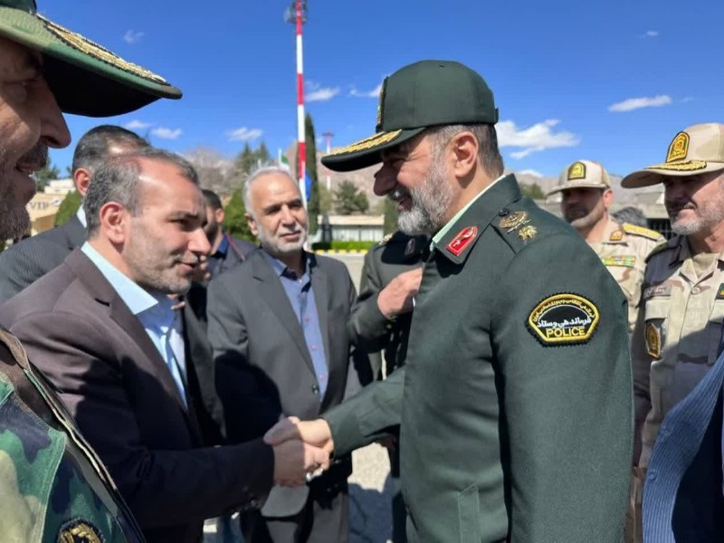 فرمانده نیروی انتظامی وارد کرمانشاه شد فرمانده نیروی انتظامی وارد کرمانشاه شد