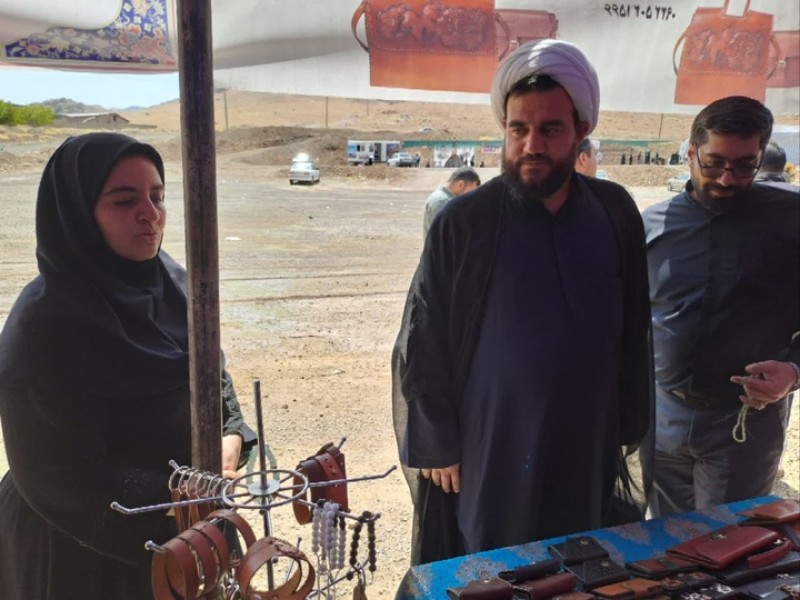 نمایشگاه صنایعدستی فرصتی برای معرفی فرهنگ استان کرمانشاه است نمایشگاه صنایعدستی فرصتی برای معرفی فرهنگ استان کرمانشاه است