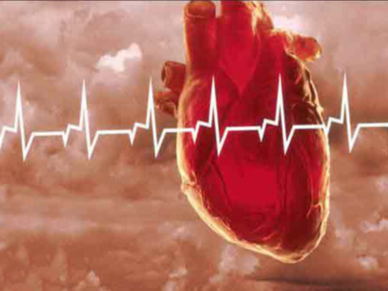 متخصص قلب و عروق: روزه گرفتن تا یکسال پس از حمله حاد قلبی توصیه نمی‌شود
