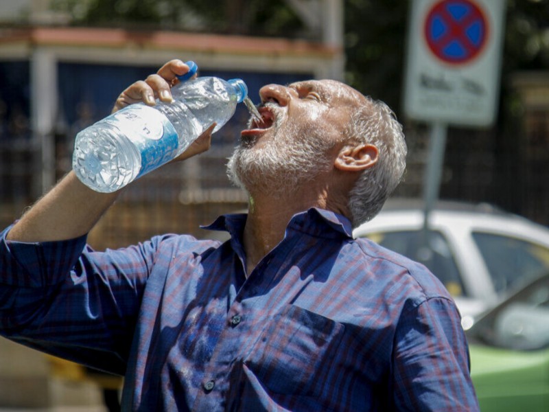 دمای هوا در مناطق گرمسیر استان کرمانشاه به ۴۹ درجه میرسد دمای هوا در مناطق گرمسیر استان کرمانشاه به ۴۹ درجه میرسد
