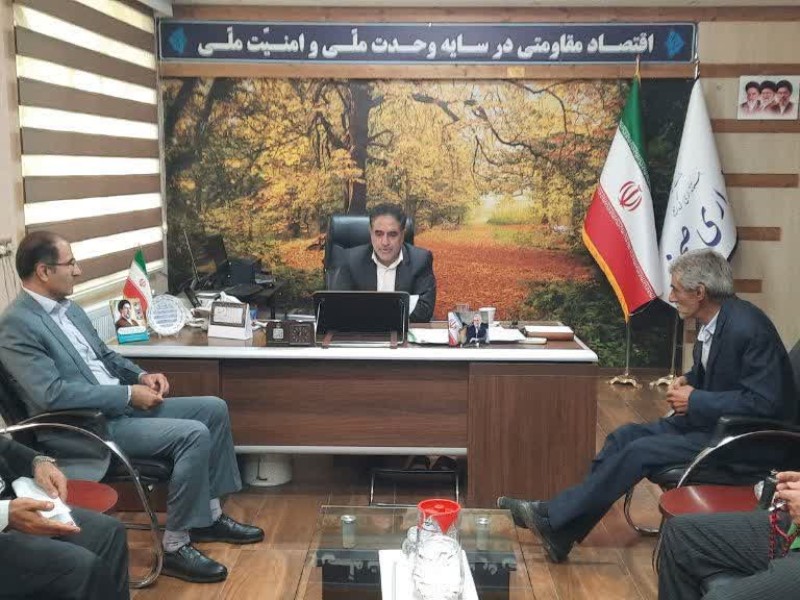 تأکید عباداله کنجوریان بر استفاده از ظرفیت تعاونی دهیاران برای آبادانی روستاها تأکید عباداله کنجوریان بر استفاده از ظرفیت تعاونی دهیاران برای آبادانی روستاها